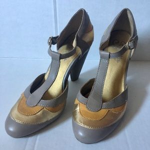 Seychelles Veronica Spectator Heels - 7 1/2